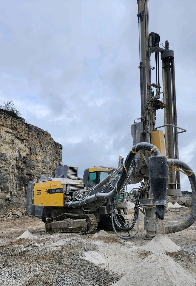 Atlas Copco FlexiROC D60 - Burgu makinesi: fotoğraf 5 Atlas Copco FlexiROC D60 - Burgu makinesi: fotoğraf 5