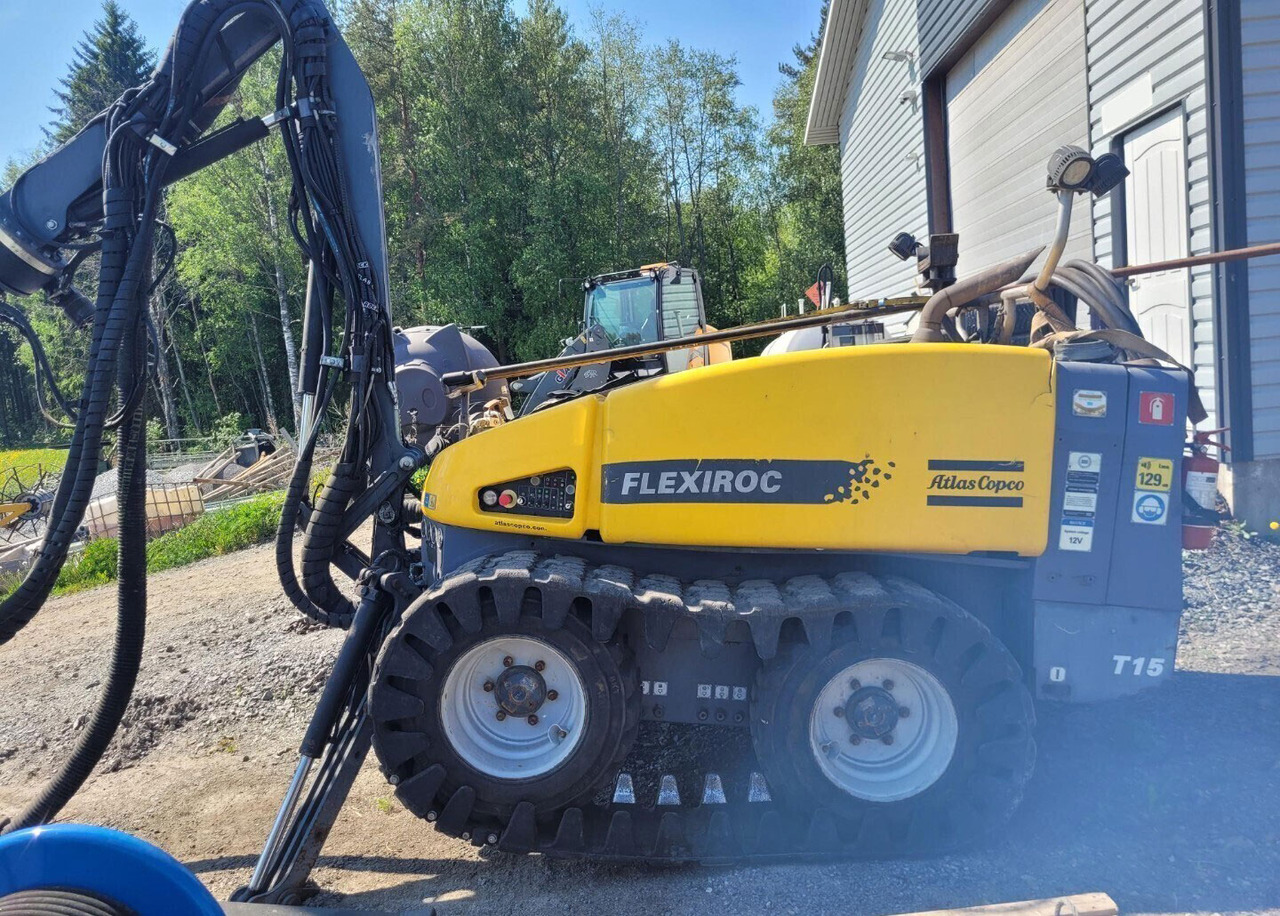 Atlas Copco FlexiROC T15R-01 - Burgu makinesi: fotoğraf 2 Atlas Copco FlexiROC T15R-01 - Burgu makinesi: fotoğraf 2