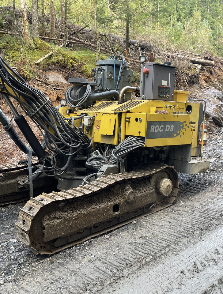 Atlas Copco ROC D3 - Burgu makinesi: fotoğraf 1 Atlas Copco ROC D3 - Burgu makinesi: fotoğraf 1