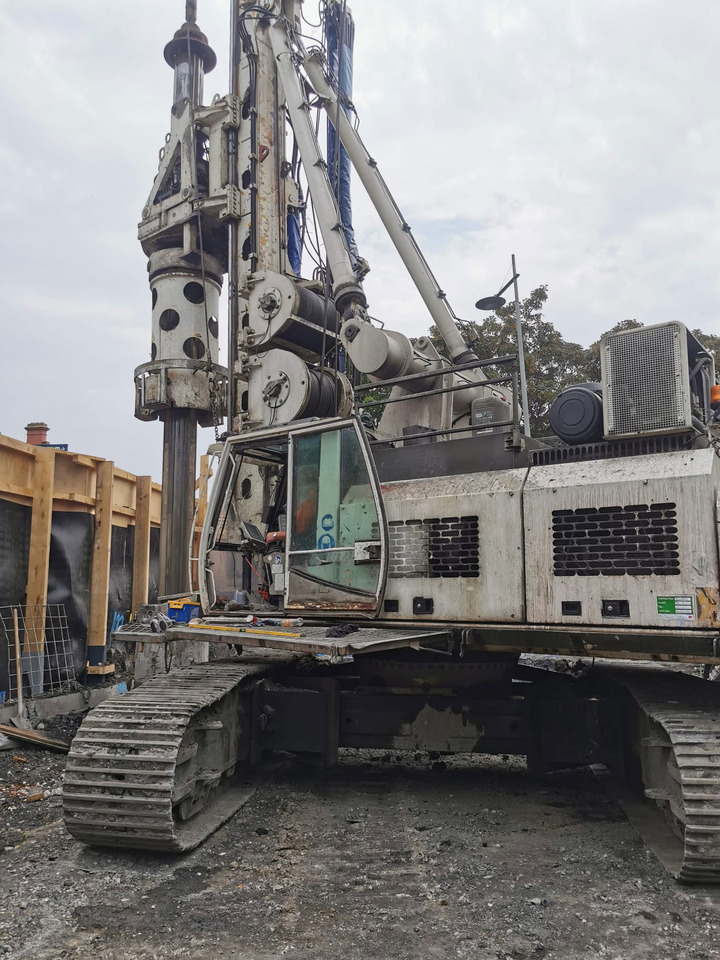 Bauer BG 24V - Kazık çakma makinası: fotoğraf 2 Bauer BG 24V - Kazık çakma makinası: fotoğraf 2
