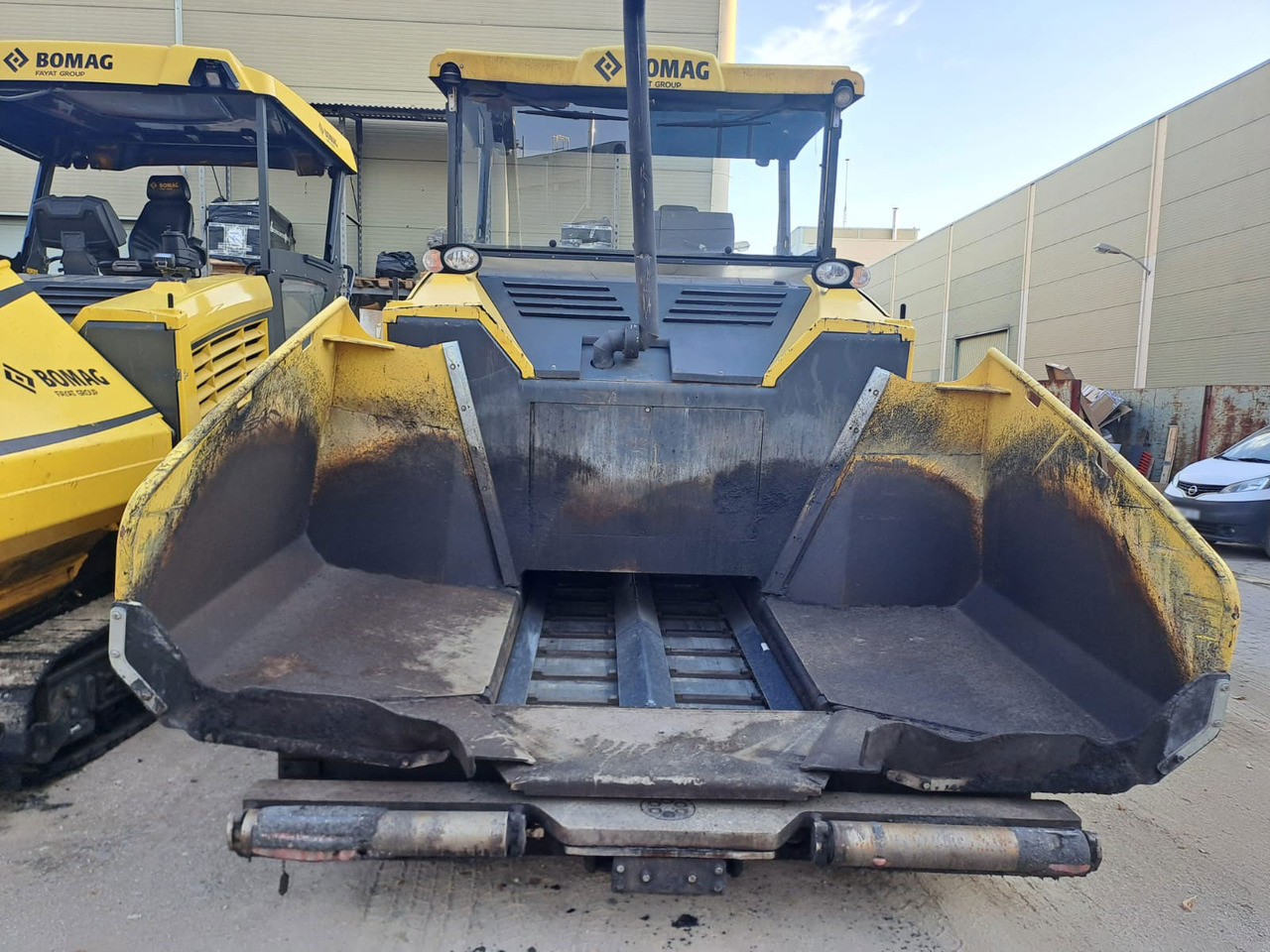 Bomag BF600 P-2 - Asfalt serici: fotoğraf 4 Bomag BF600 P-2 - Asfalt serici: fotoğraf 4