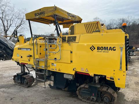Bomag BM 1200/30 - Asfalt freze: fotoğraf 2 Bomag BM 1200/30 - Asfalt freze: fotoğraf 2