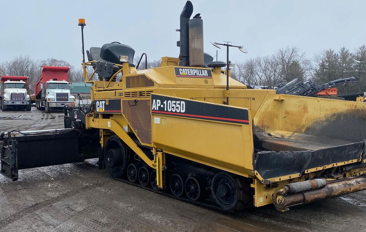 Caterpillar AP1055D - Asfalt serici: fotoğraf 4 Caterpillar AP1055D - Asfalt serici: fotoğraf 4