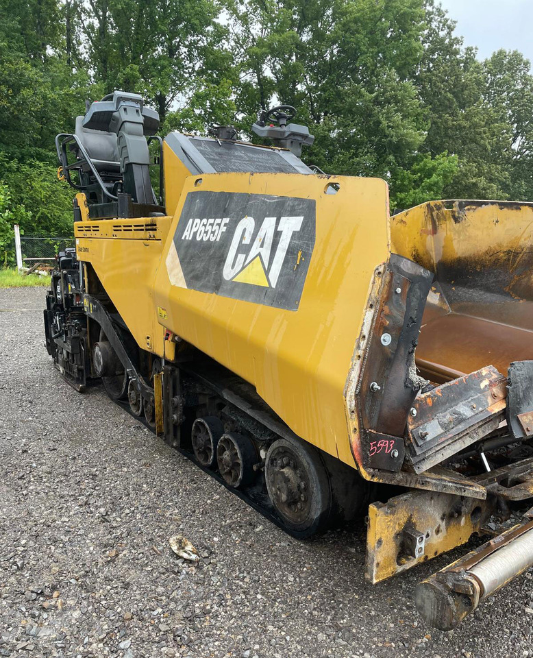 Caterpillar AP655F - Asfalt serici: fotoğraf 3 Caterpillar AP655F - Asfalt serici: fotoğraf 3