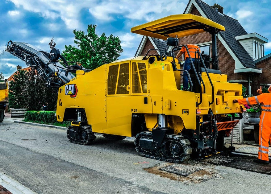 Caterpillar PM313 - Asfalt freze: fotoğraf 1 Caterpillar PM313 - Asfalt freze: fotoğraf 1