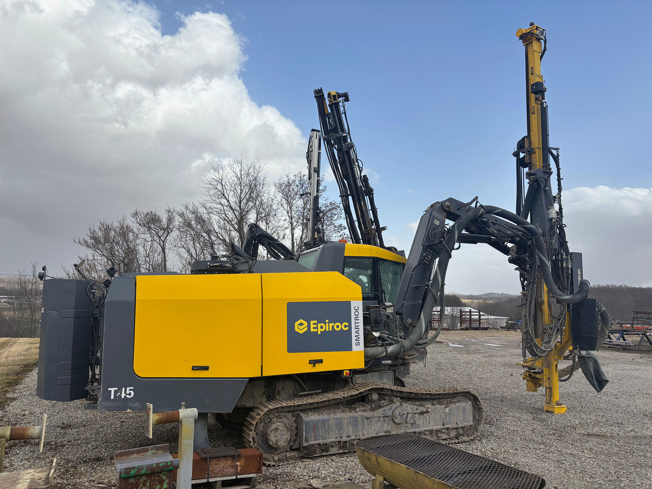 Epiroc SmartROC T45-11 - Burgu makinesi: fotoğraf 1 Epiroc SmartROC T45-11 - Burgu makinesi: fotoğraf 1