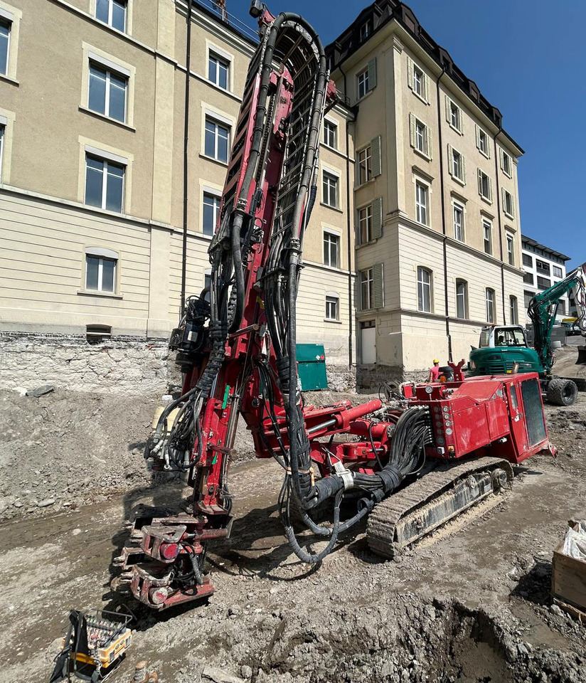 Hutte HBR 504-2 - Kazık çakma makinası: fotoğraf 1 Hutte HBR 504-2 - Kazık çakma makinası: fotoğraf 1