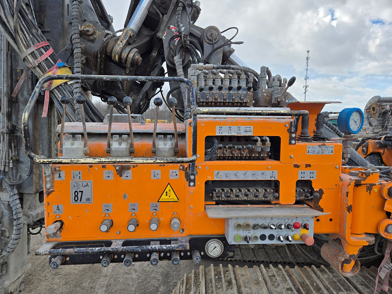 Hutte HBR 610 - Kazık çakma makinası: fotoğraf 5 Hutte HBR 610 - Kazık çakma makinası: fotoğraf 5