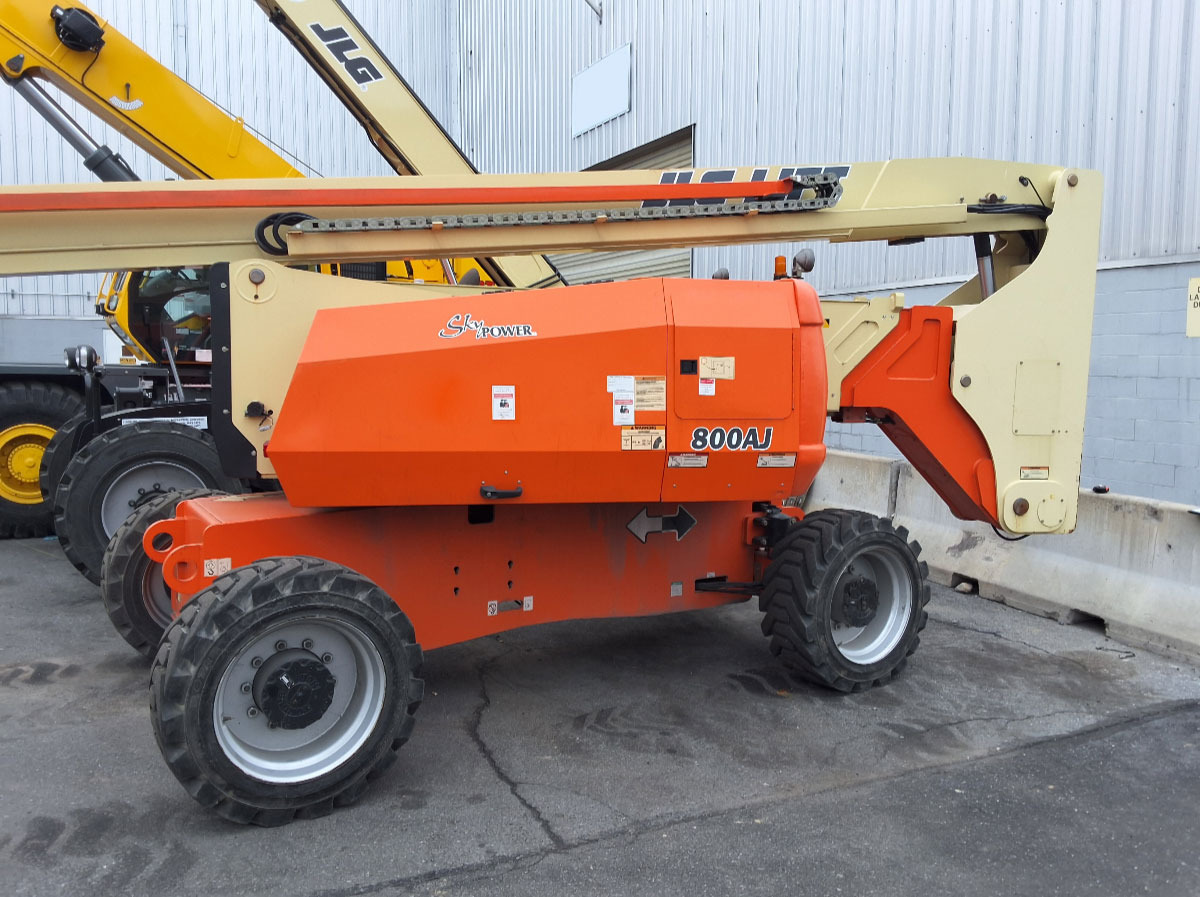JLG 800AJ - Teleskopik tekerlekli yükleyici: fotoğraf 1 JLG 800AJ - Teleskopik tekerlekli yükleyici: fotoğraf 1