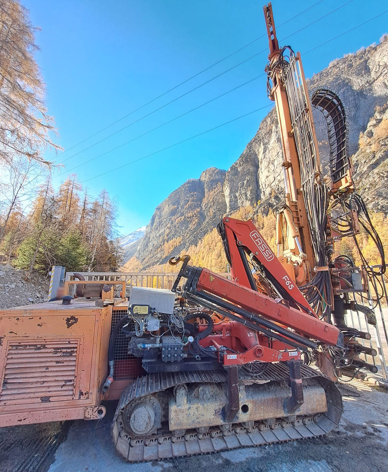 Jano HVS6132 - Burgu makinesi: fotoğraf 1 Jano HVS6132 - Burgu makinesi: fotoğraf 1