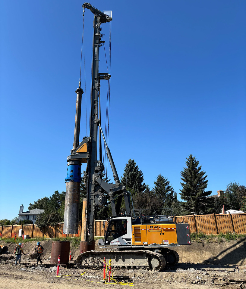 Liebherr LB45 - Kazık çakma makinası: fotoğraf 1 Liebherr LB45 - Kazık çakma makinası: fotoğraf 1