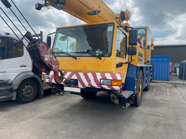 Liebherr LTM 1040-2.1 - Mobil vinç: fotoğraf 1 Liebherr LTM 1040-2.1 - Mobil vinç: fotoğraf 1