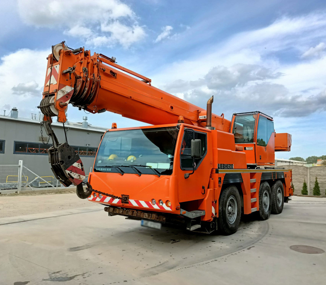 Liebherr LTM 1045-3.1 - Mobil vinç: fotoğraf 2 Liebherr LTM 1045-3.1 - Mobil vinç: fotoğraf 2