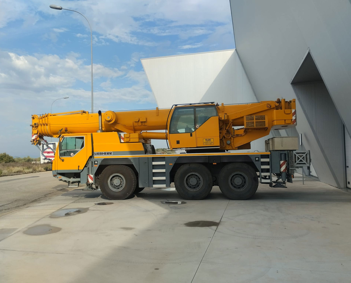 Liebherr LTM 1055-3.1 - Mobil vinç: fotoğraf 3 Liebherr LTM 1055-3.1 - Mobil vinç: fotoğraf 3