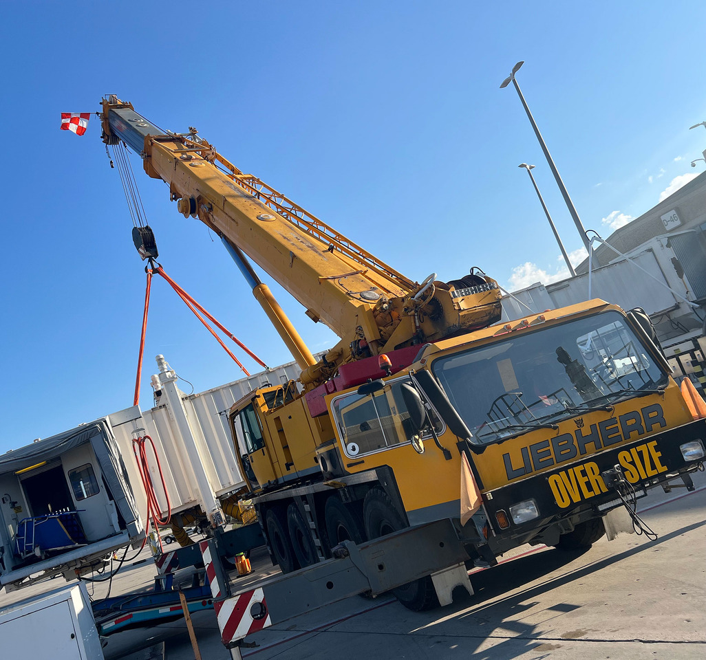 Liebherr LTM 1090-2 - Mobil vinç: fotoğraf 2 Liebherr LTM 1090-2 - Mobil vinç: fotoğraf 2
