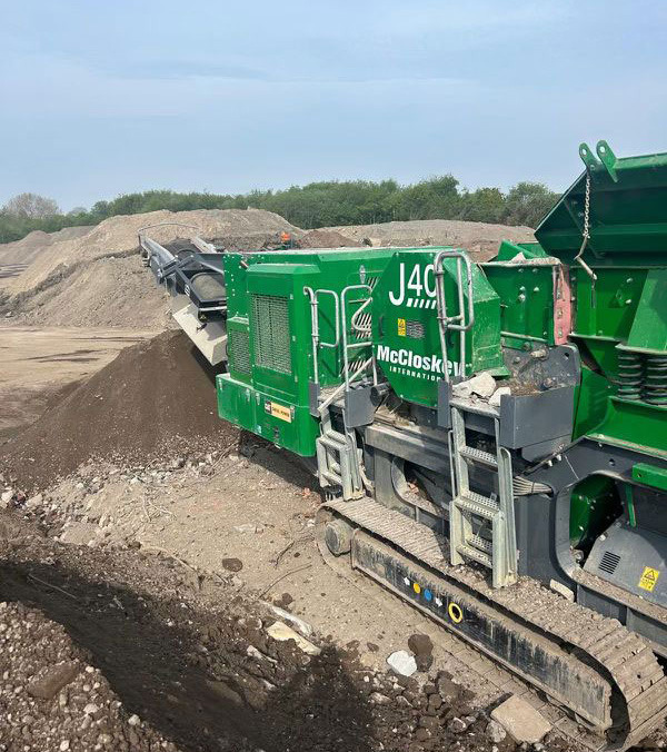 McCloskey J40 - Çeneli kırıcı: fotoğraf 2 McCloskey J40 - Çeneli kırıcı: fotoğraf 2