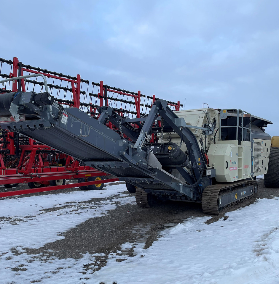Metso I908 - Darbeli kırıcı: fotoğraf 2 Metso I908 - Darbeli kırıcı: fotoğraf 2
