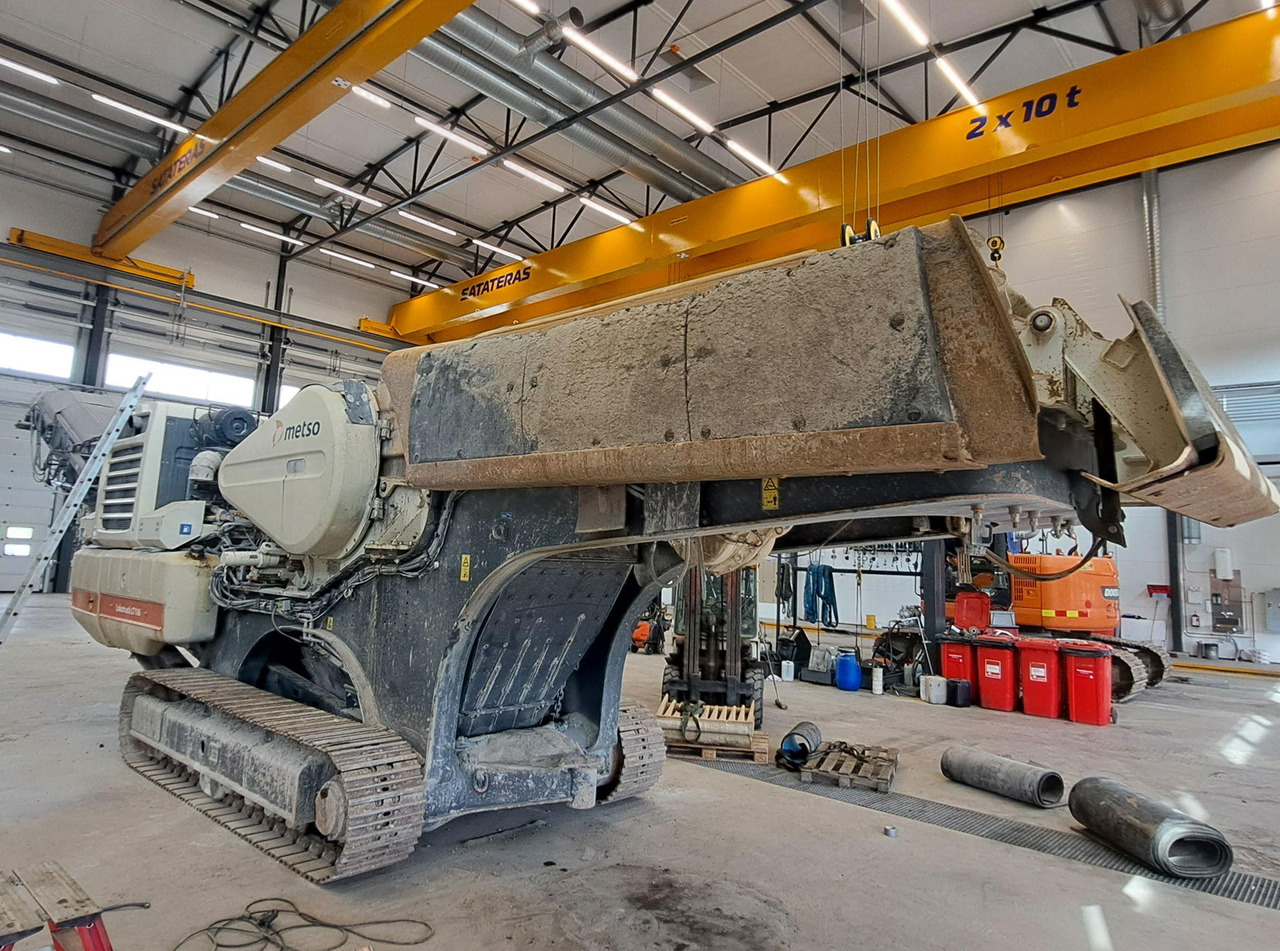 Metso LT106 - Çeneli kırıcı: fotoğraf 4 Metso LT106 - Çeneli kırıcı: fotoğraf 4
