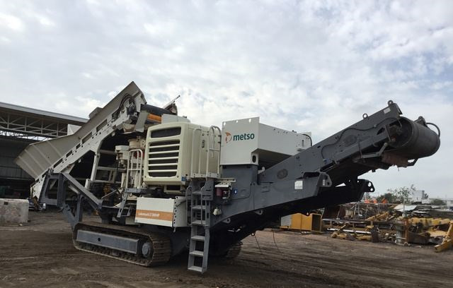 Konik kırıcı Metso LT300HP: fotoğraf 1