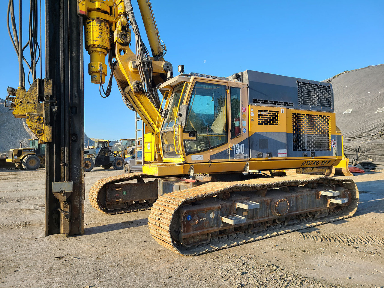 RTG RG19T - Kazık çakma makinası: fotoğraf 2 RTG RG19T - Kazık çakma makinası: fotoğraf 2