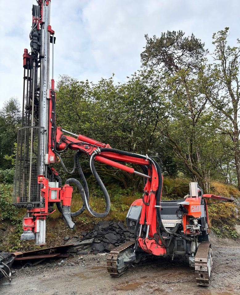 Sandvik Dino DC420Ri S5 - Burgu makinesi: fotoğraf 5 Sandvik Dino DC420Ri S5 - Burgu makinesi: fotoğraf 5