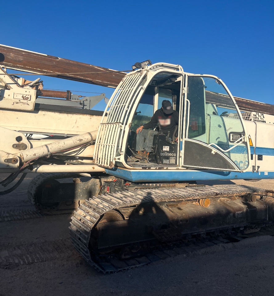 Soilmec SR-30 - Kazık çakma makinası: fotoğraf 4 Soilmec SR-30 - Kazık çakma makinası: fotoğraf 4