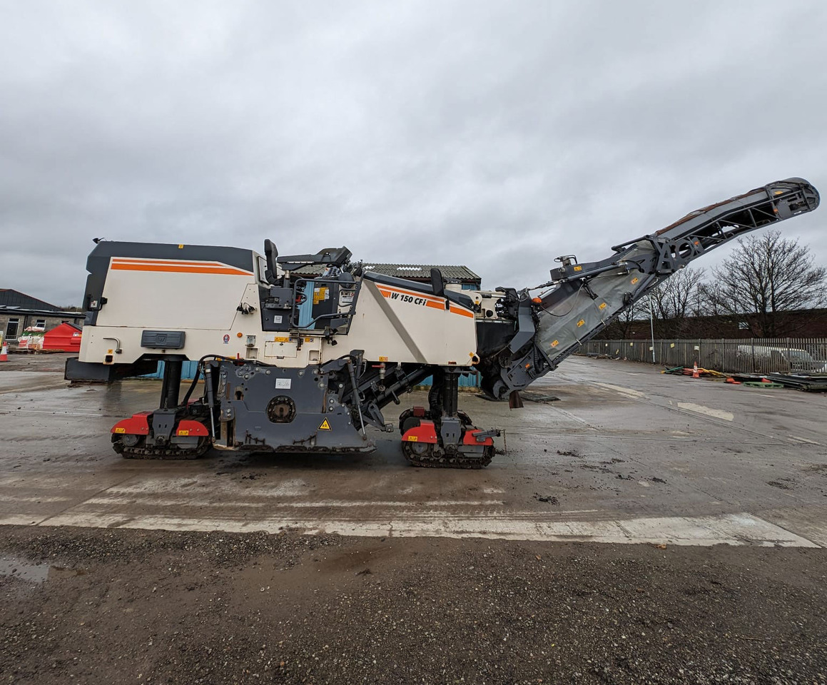Wirtgen W 150 CFI - Asfalt freze: fotoğraf 1 Wirtgen W 150 CFI - Asfalt freze: fotoğraf 1