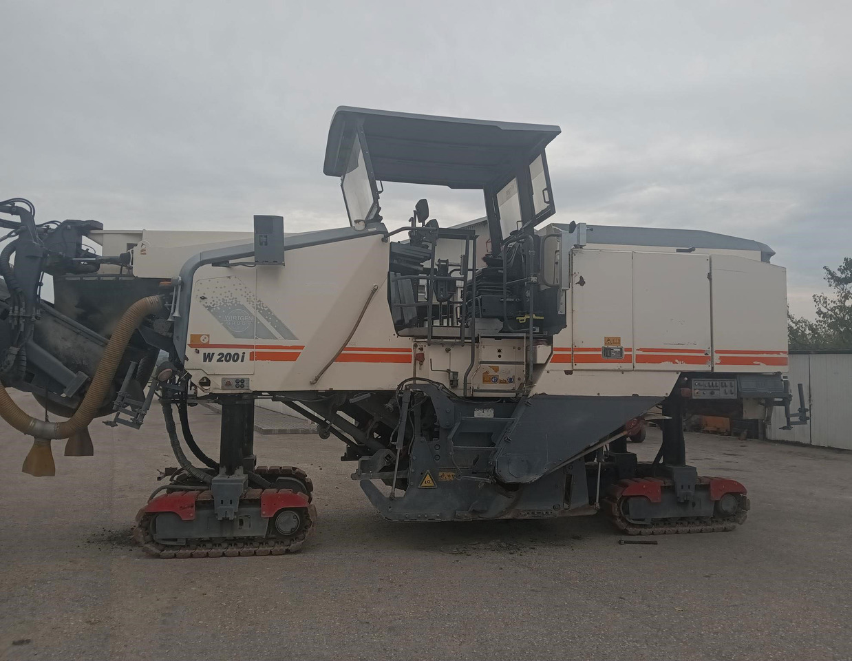 Wirtgen W 200 I - Asfalt freze: fotoğraf 1 Wirtgen W 200 I - Asfalt freze: fotoğraf 1