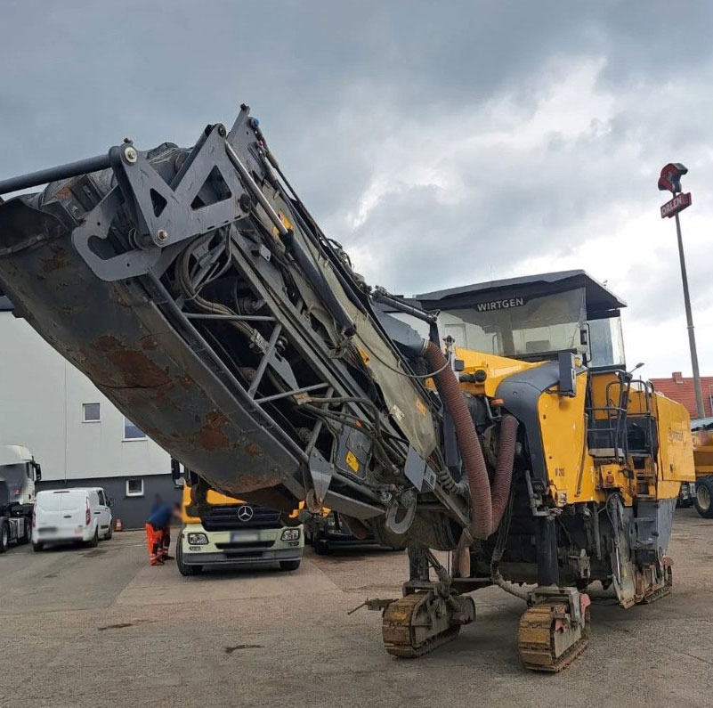 Wirtgen W 210 i - Asfalt freze: fotoğraf 3 Wirtgen W 210 i - Asfalt freze: fotoğraf 3