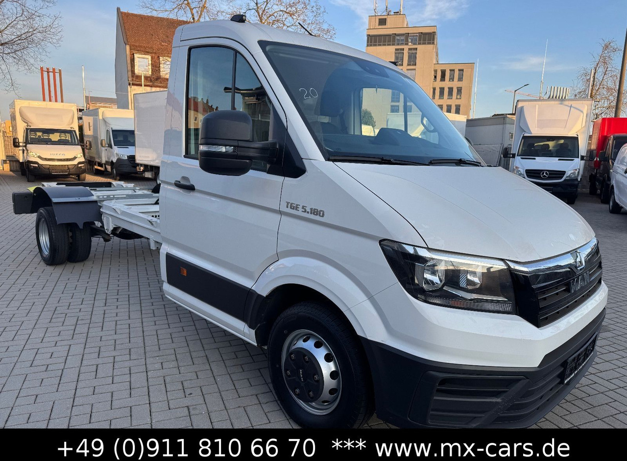 MAN TGE 5.180 Chassis 3,5 t - 5,0 t. - 2 Stück 3.180 - Kamyonet: fotoğraf 3 MAN TGE 5.180 Chassis 3,5 t - 5,0 t. - 2 Stück 3.180 - Kamyonet: fotoğraf 3