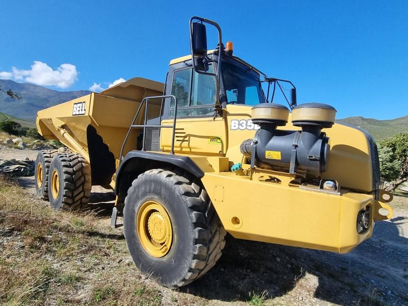 Bell B35D - Belden kırma kaya kamyonu: fotoğraf 1 Bell B35D - Belden kırma kaya kamyonu: fotoğraf 1