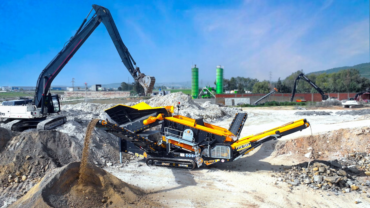 FABO Mobile crusher - Mobil konkasör tesisi: fotoğraf 1 FABO Mobile crusher - Mobil konkasör tesisi: fotoğraf 1