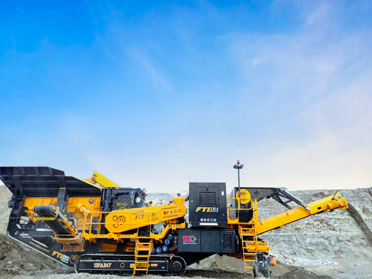 FABO Mobile crusher - Mobil konkasör tesisi: fotoğraf 3 FABO Mobile crusher - Mobil konkasör tesisi: fotoğraf 3