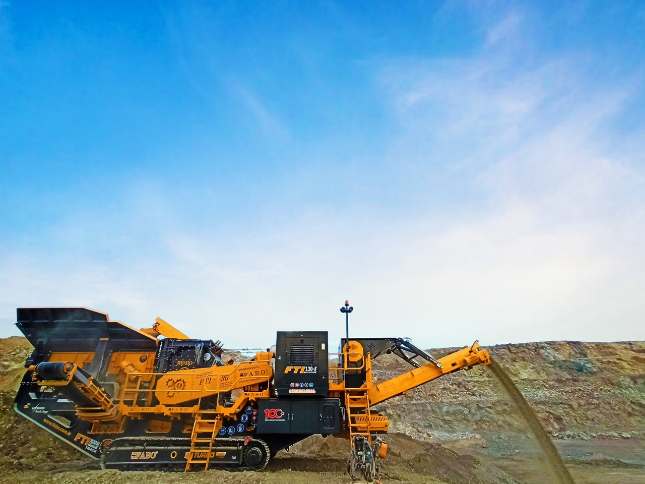 FABO Mobile crusher - Mobil konkasör tesisi: fotoğraf 4 FABO Mobile crusher - Mobil konkasör tesisi: fotoğraf 4