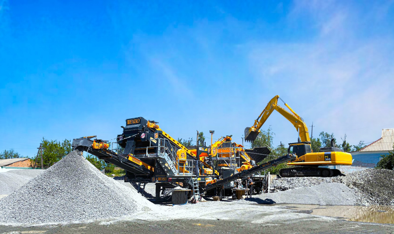 FABO Mobile crusher - Mobil konkasör tesisi: fotoğraf 1 FABO Mobile crusher - Mobil konkasör tesisi: fotoğraf 1