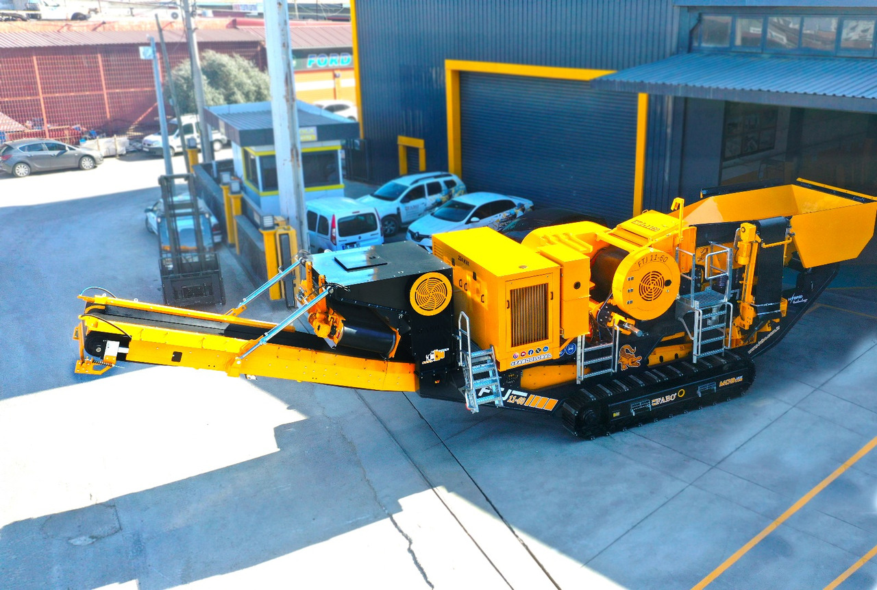 FABO Mobile crusher - Mobil konkasör tesisi: fotoğraf 2 FABO Mobile crusher - Mobil konkasör tesisi: fotoğraf 2
