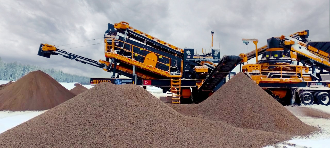 FABO Mobile crusher - Mobil konkasör tesisi: fotoğraf 2 FABO Mobile crusher - Mobil konkasör tesisi: fotoğraf 2