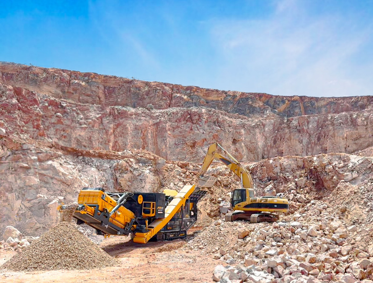 FABO Mobile crusher - Mobil konkasör tesisi: fotoğraf 4 FABO Mobile crusher - Mobil konkasör tesisi: fotoğraf 4