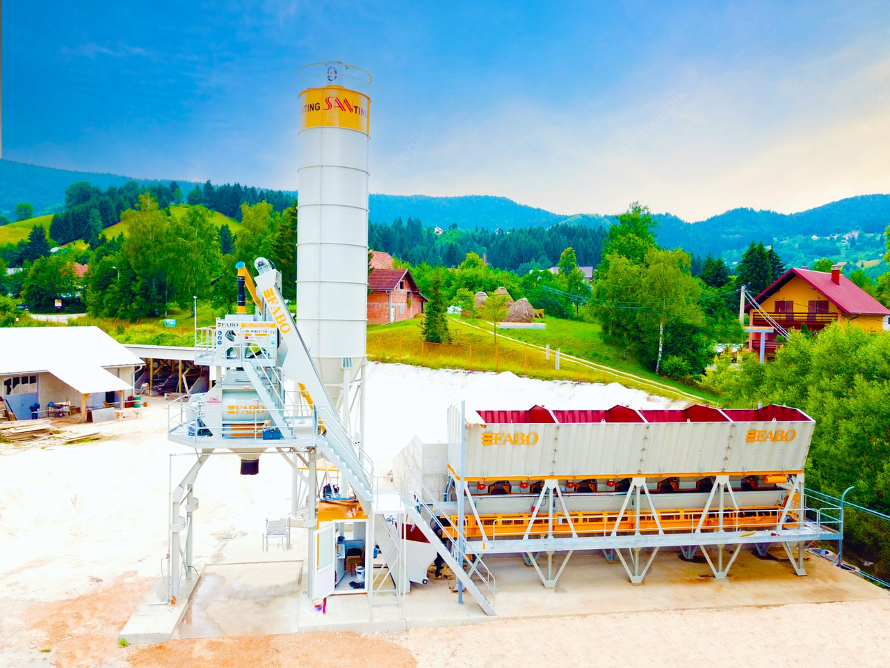 FABO compact concrete plant - Beton santrali: fotoğraf 1 FABO compact concrete plant - Beton santrali: fotoğraf 1