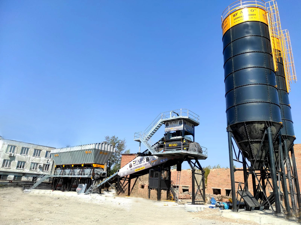 FABO compact concrete plant - Beton santrali: fotoğraf 4 FABO compact concrete plant - Beton santrali: fotoğraf 4