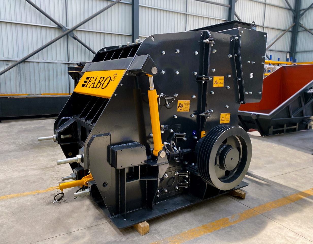 FABO impact crusher - Darbeli kırıcı: fotoğraf 5 FABO impact crusher - Darbeli kırıcı: fotoğraf 5