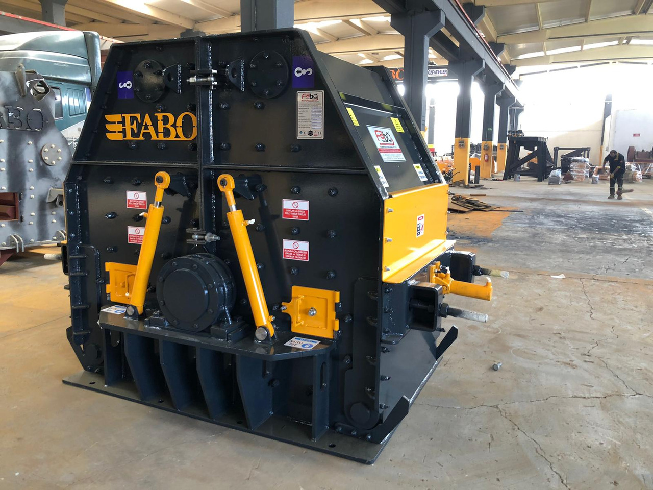 FABO impact crusher - Darbeli kırıcı: fotoğraf 2 FABO impact crusher - Darbeli kırıcı: fotoğraf 2