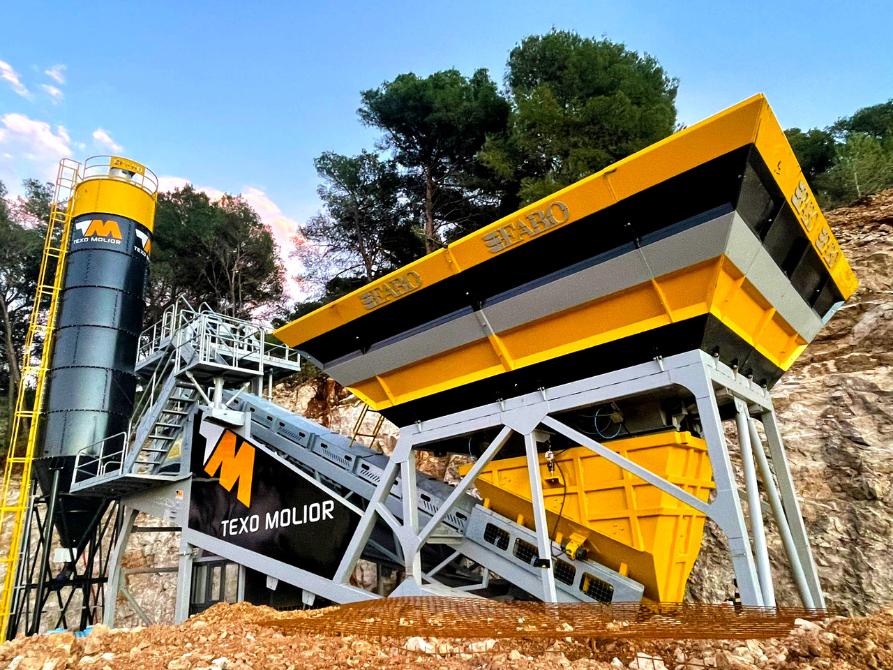 FABO mobile concrete batching plant - Beton santrali: fotoğraf 4 FABO mobile concrete batching plant - Beton santrali: fotoğraf 4