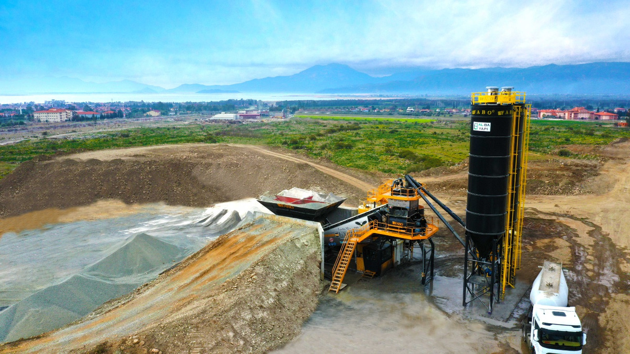 FABO mobile concrete batching plant - Beton santrali: fotoğraf 2 FABO mobile concrete batching plant - Beton santrali: fotoğraf 2