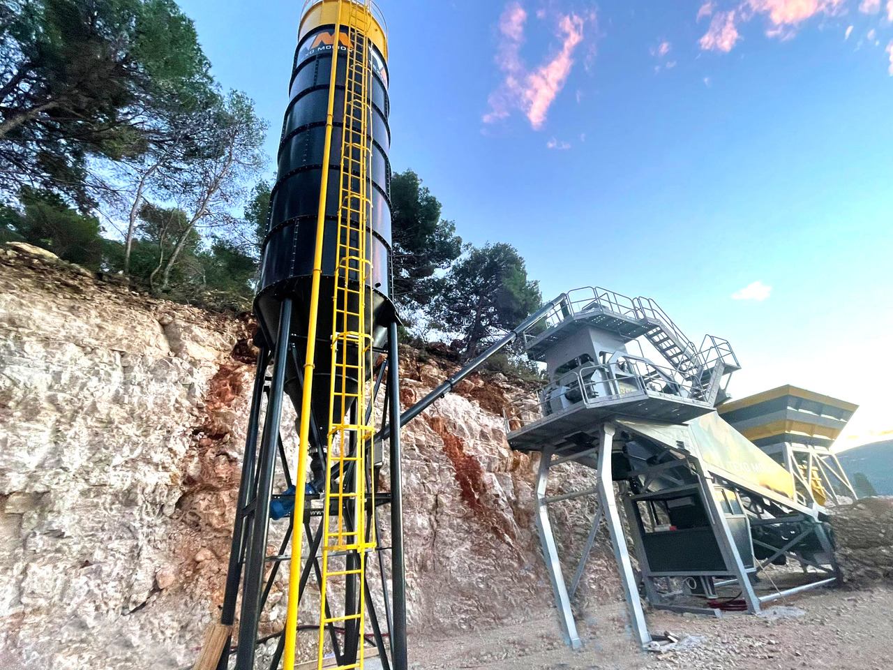 FABO mobile concrete batching plant - Beton santrali: fotoğraf 3 FABO mobile concrete batching plant - Beton santrali: fotoğraf 3