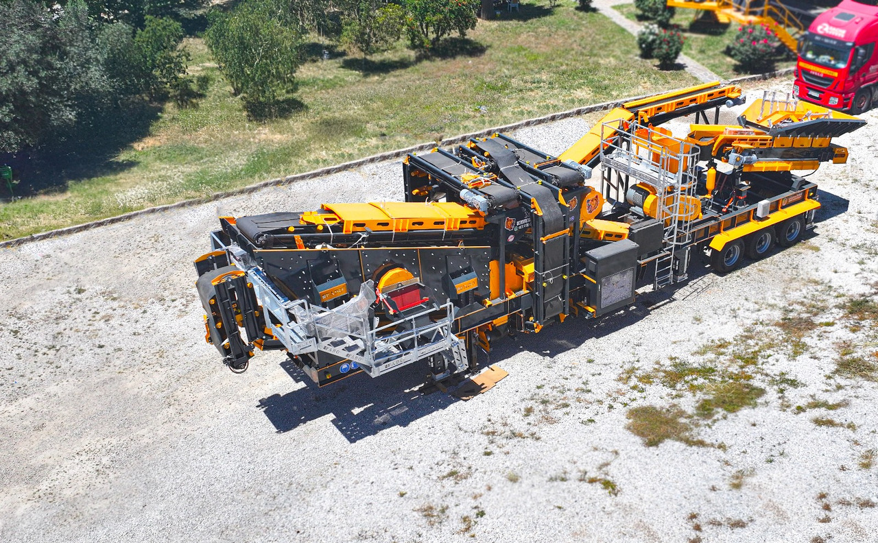 FABO mobile jaw crusher - Çeneli kırıcı: fotoğraf 3 FABO mobile jaw crusher - Çeneli kırıcı: fotoğraf 3
