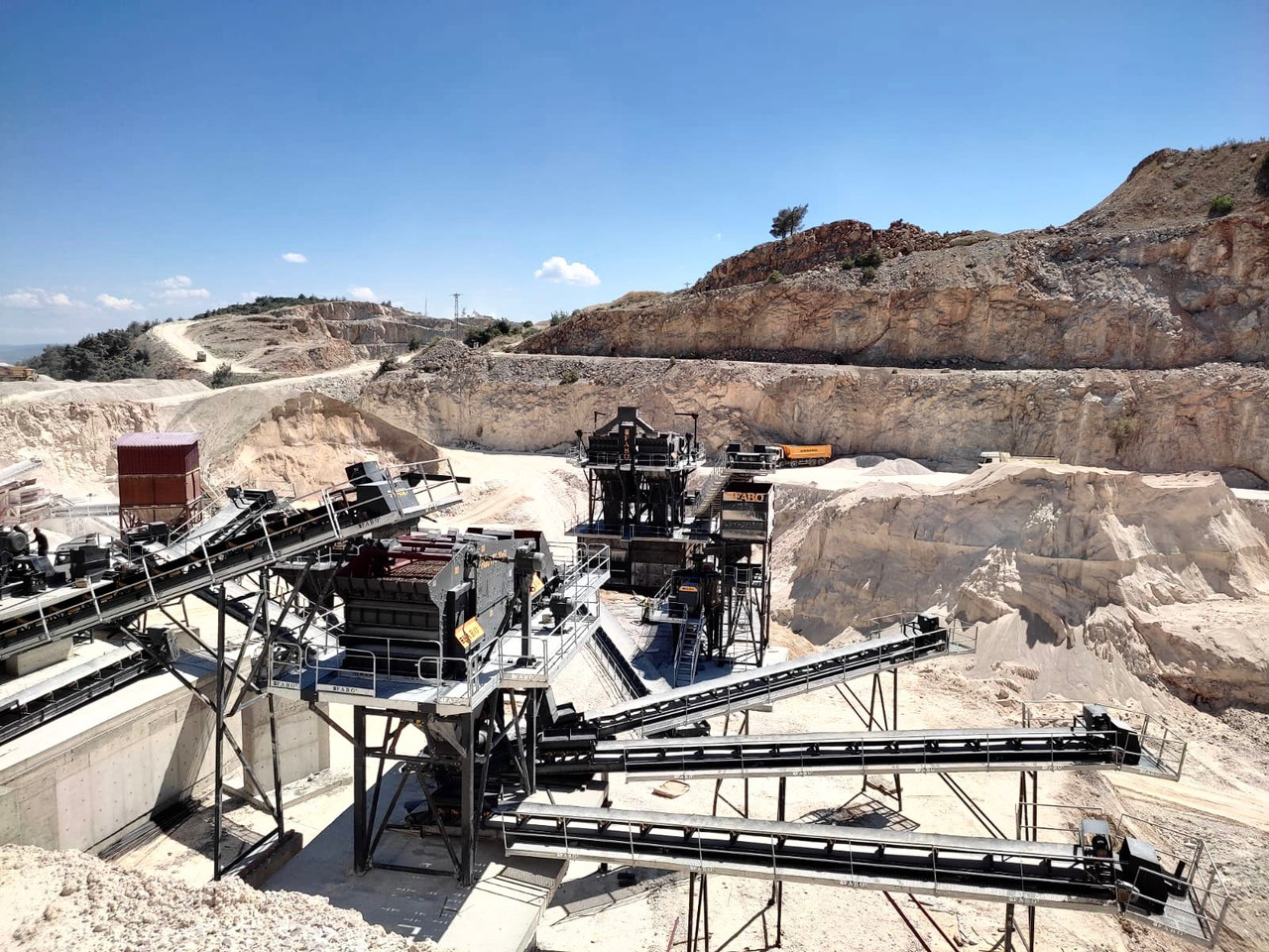 FABO stone crusher - crushers - Konkasör tesisi: fotoğraf 4 FABO stone crusher - crushers - Konkasör tesisi: fotoğraf 4