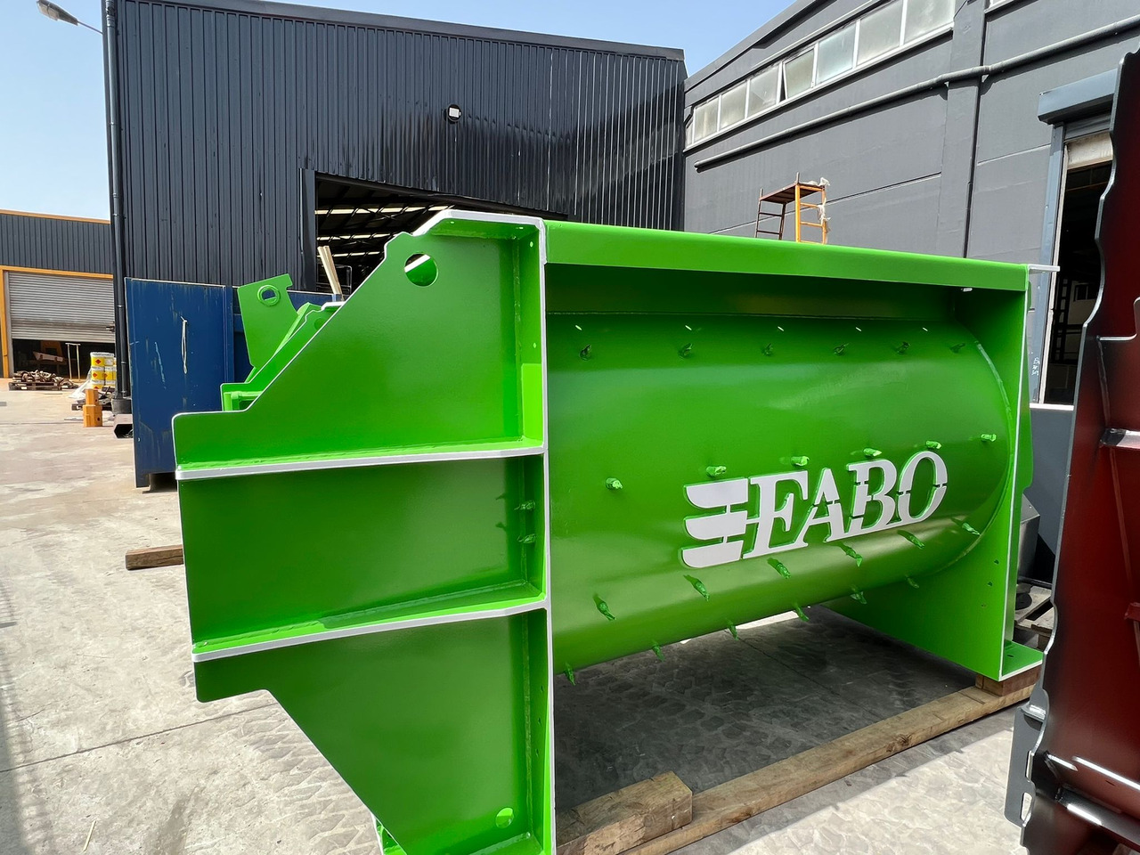 FABO twin shaft mixer - Beton mikseri: fotoğraf 1 FABO twin shaft mixer - Beton mikseri: fotoğraf 1