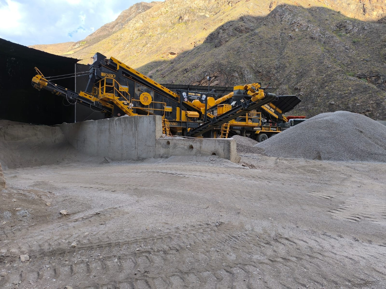 Fabo mobile impact crusher - Darbeli kırıcı: fotoğraf 1 Fabo mobile impact crusher - Darbeli kırıcı: fotoğraf 1