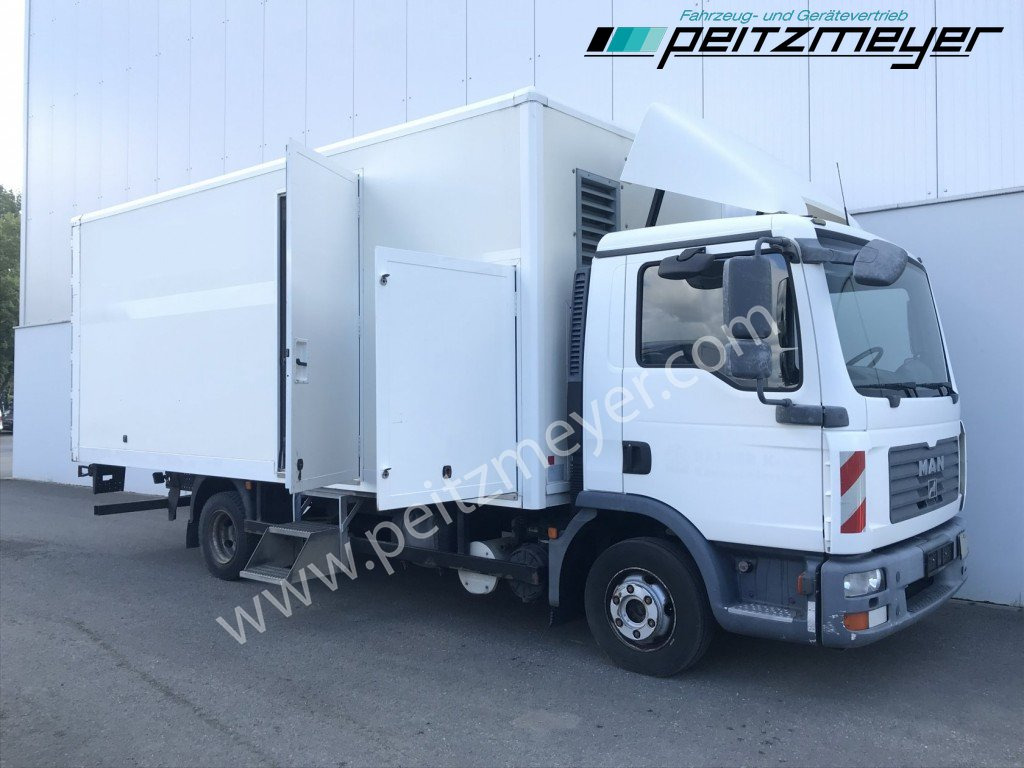 MAN TGL 8.180 BB Koffer mit Seitentür - Kapalı kasa kamyon: fotoğraf 2 MAN TGL 8.180 BB Koffer mit Seitentür - Kapalı kasa kamyon: fotoğraf 2